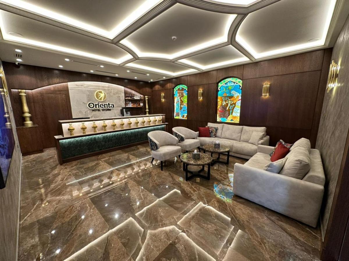 Orienta Hotel Gyumri Exterior foto